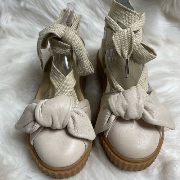 Puma Fenty beige leather creeper lace up with leather bow accent size 7.5 - Picture 2 of 11